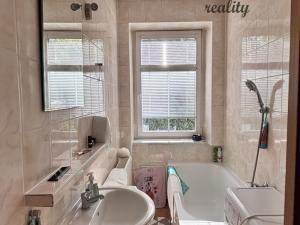 Prodej bytu 2+kk, Karlovy Vary - Drahovice, Stará Kysibelská, 35 m2