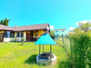 Prodej rodinného domu, Tečovice, 240 m2
