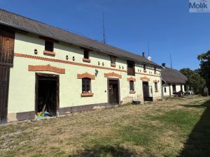 Prodej rodinného domu, Velečín, 300 m2