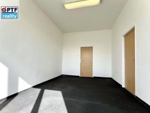 Pronájem kanceláře, Plzeň, Na Roudné, 16 m2
