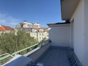 Prodej bytu 2+kk, Praha - Vinohrady, Hollarovo náměstí, 37 m2