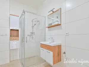 Pronájem bytu 2+kk, Brno, Langrova, 40 m2