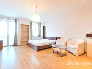 Pronájem bytu 1+kk, Brno, Molákova, 39 m2