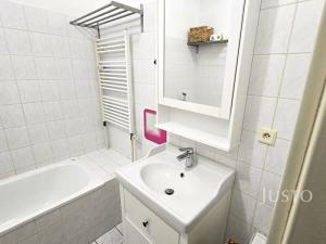 Pronájem bytu 2+kk, Písek, V Portyči, 52 m2