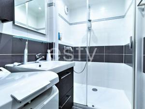 Pronájem bytu 2+kk, Praha - Háje, Mendelova, 41 m2