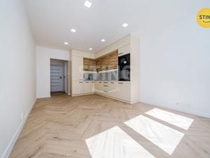 Prodej bytu 3+kk, Ostrava, Staňkova, 57 m2