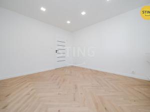 Prodej bytu 3+kk, Ostrava, Staňkova, 57 m2