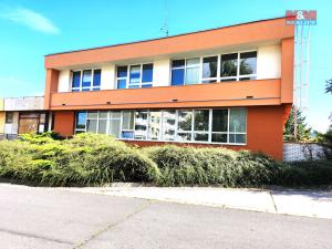 Prodej komerční nemovitosti, Louny, Školní, 44 m2