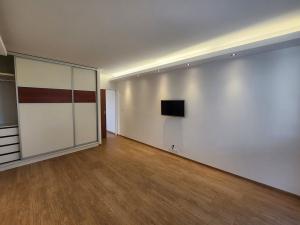 Pronájem bytu 4+1, Pardubice - Polabiny, Lonkova, 80 m2