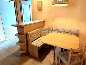 Pronájem bytu 2+1, Přeštice, Husova, 53 m2