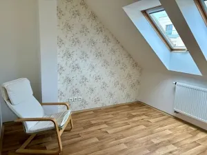 Pronájem bytu 3+1, Slaný, Třebízského, 99 m2
