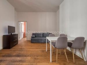 Prodej bytu 2+kk, Praha - Žižkov, U božích bojovníků, 48 m2