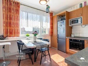 Prodej bytu 4+1, Plzeň, Majakovského, 95 m2