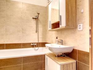 Pronájem bytu 2+kk, Kvasiny, 58 m2