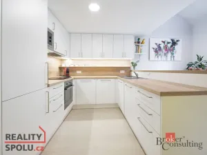 Prodej bytu 4+kk, Praha - Hrdlořezy, Českobrodská, 93 m2