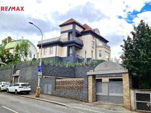 Pronájem bytu 3+1, Praha - Braník, Branická, 192 m2