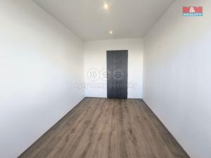 Pronájem bytu 2+kk, Kladno, Vašíčkova, 40 m2