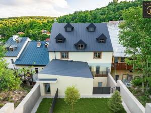 Prodej bytu 2+kk, Jáchymov, náměstí Republiky, 54 m2