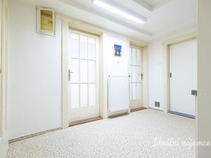 Pronájem bytu 2+kk, Praha - Libeň, Pivovarnická, 49 m2