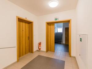 Pronájem bytu 2+kk, Milovice - Mladá, Kaštanová, 44 m2