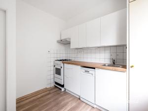Pronájem bytu 2+1, Praha - Dejvice, U dejvického rybníčku, 56 m2