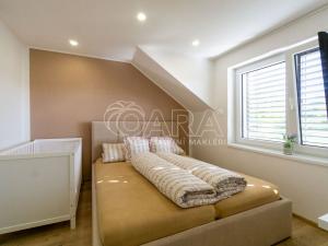 Prodej bytu 3+kk, Rostoklaty - Nová Ves II, 94 m2