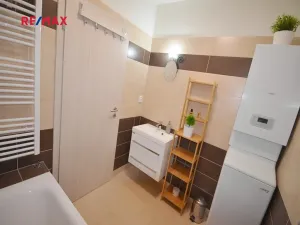 Prodej rodinného domu, Polerady, 71 m2