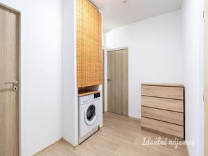 Pronájem bytu 2+kk, Praha - Kamýk, Vnoučkova, 59 m2