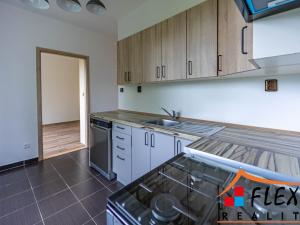 Pronájem bytu 2+1, Ostrava - Poruba, Opavská, 53 m2