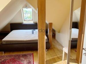 Pronájem bytu 2+kk, Praha, Šůrova, 97 m2