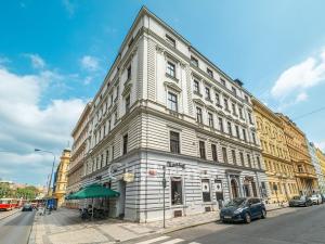 Prodej - jiné, Praha - Malá Strana, Mělnická, 95 m2
