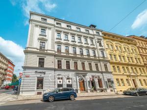 Prodej - jiné, Praha - Malá Strana, Mělnická, 95 m2