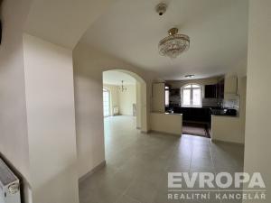 Prodej rodinného domu, Praha - Nebušice, Na Malé Šárce, 178 m2