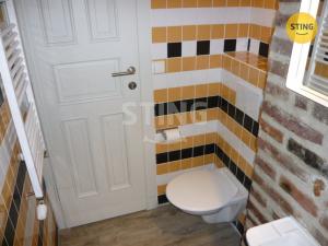 Pronájem bytu 2+kk, Hradec Králové, Komenského, 55 m2