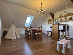 Prodej rodinného domu, Dubné - Třebín, 145 m2