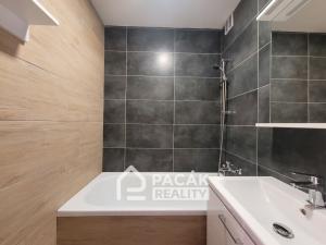 Prodej bytu 3+1, Přerov, Bohuslava Němce, 62 m2