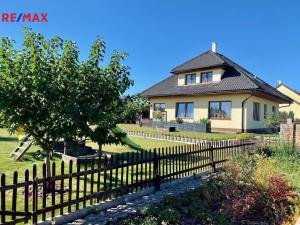 Prodej rodinného domu, Křenice, K Aleji, 166 m2