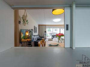 Prodej obchodního prostoru, Praha, Vačkářova, 216 m2