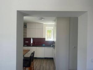 Pronájem bytu 2+1, Praha - Smíchov, 77 m2