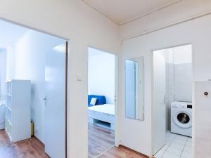 Pronájem bytu 2+1, Praha - Holešovice, Na Maninách, 52 m2