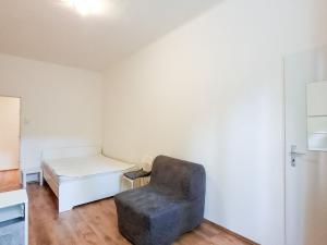 Pronájem bytu 2+1, Praha - Holešovice, Na Maninách, 52 m2