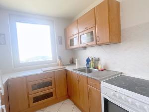 Pronájem bytu 3+1, Praha - Michle, Pod dálnicí, 75 m2