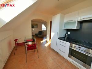 Pronájem bytu 1+1, Nupaky, Luční, 52 m2