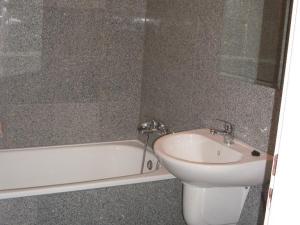Pronájem bytu 2+kk, Praha - Vysočany, Freyova, 46 m2