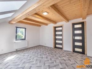 Pronájem atypického bytu, Františkov nad Ploučnicí, 73 m2