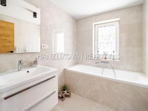 Prodej rodinného domu, Horní Planá - Pernek, 156 m2