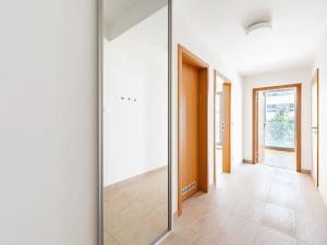 Pronájem bytu 2+kk, Praha - Karlín, U Mlýnského kanálu, 50 m2
