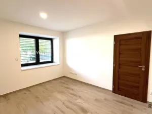 Pronájem bytu 3+kk, Lažany, 98 m2