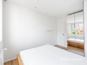 Pronájem bytu 3+kk, Praha - Modřany, Krouzova, 75 m2