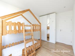 Pronájem bytu 3+kk, Praha - Modřany, Krouzova, 75 m2